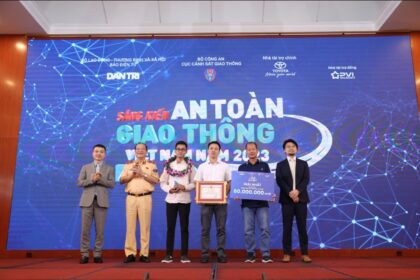 Cuộc thi Sáng kiến An toàn giao thông Việt Nam 2023 trao giải cho tác phẩm chiến thắng