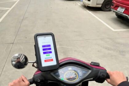 Công nghệ khiến xe máy không thể di chuyển nếu tài xế dùng điện thoại
