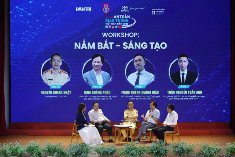 Chuyên gia hiến kế đưa ý tưởng an toàn giao thông của giới trẻ vào thực tế